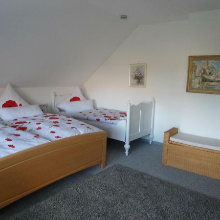 Ferienwohnung Raupe Фріцлар Екстер'єр фото